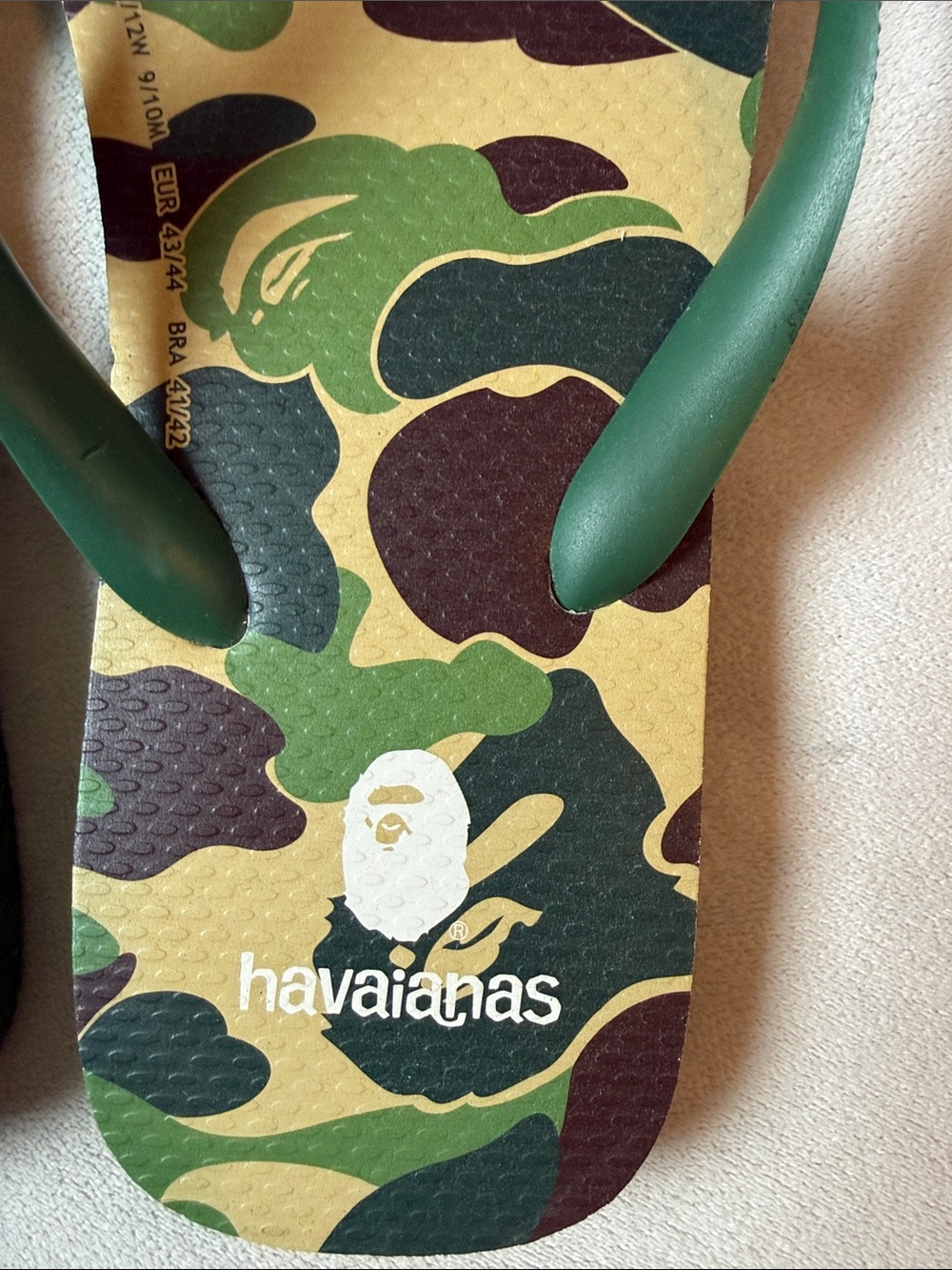 Bape x Havaianas Camouflage Flip Flops - Green & Brown Camo - Picture 2 of 3
